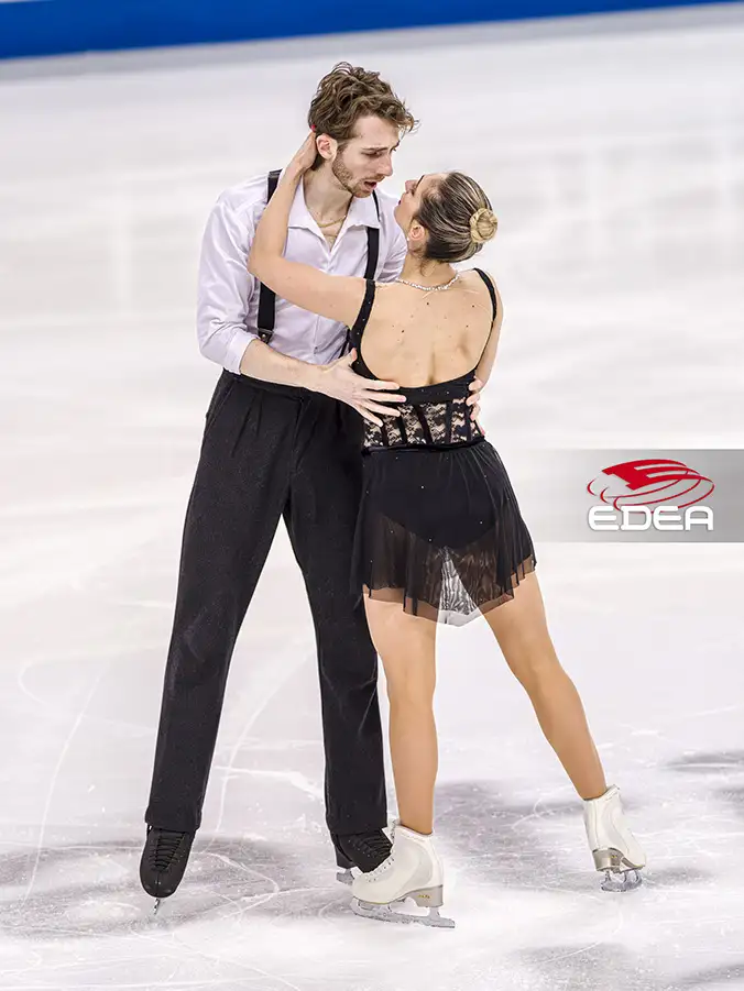 Ice Gallery Skates U.S.